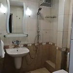 Yanakiev's * 布尔加斯